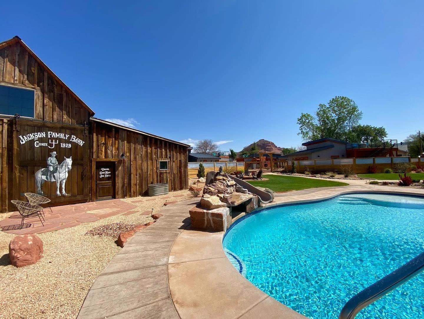 Timber & Tin G 2Bed 2Bath W Pool & Rooftop Deck Kanab Buitenkant foto