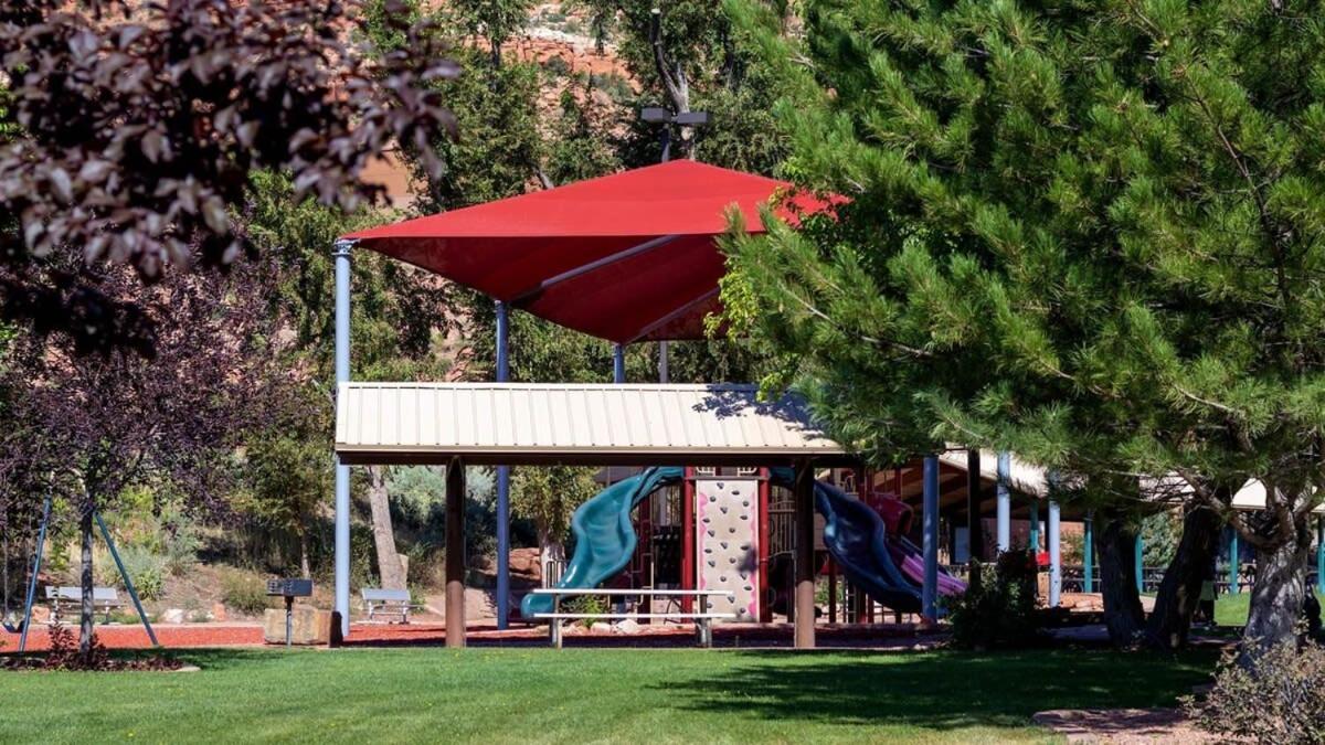 Timber & Tin G 2Bed 2Bath W Pool & Rooftop Deck Kanab Buitenkant foto